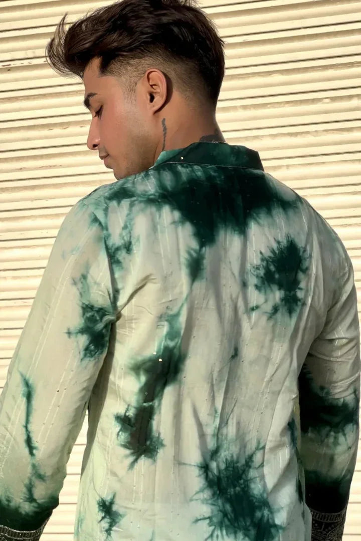 HANDCRAFTED GREEN TIE & DYE KURTA WITH EXQUISITE BORDERS