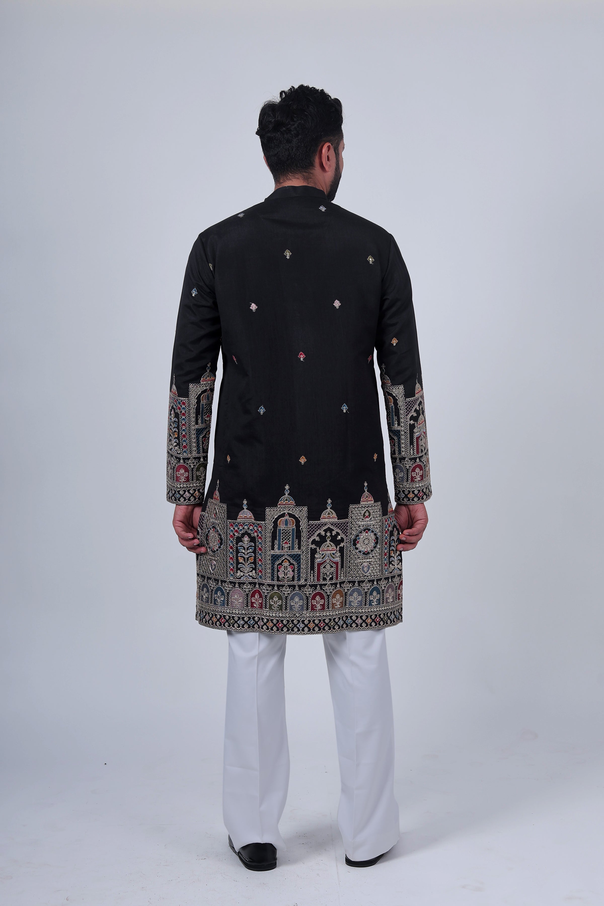 BLACK MIRROR & ZARI EMBROIDERED KURTA